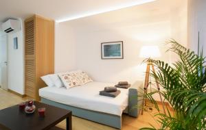 Modern Athens Apartment