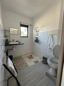 studio au calme avec piscine