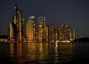 Gwangan Neogeo House