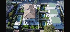 ETOILE DU BERGER Saint Aygulf 3 Villas et 4 appartements jardin individuel et piscine chauffée en saison - la mer et les plages 450 m