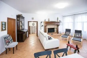 Casa Vacanze I RICORDI grande, confortevole ed elegante appartamento centro storico - Costa