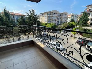 Rich-3 SP apartments