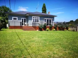 Renovated Character with Spa - Wharepuhunga