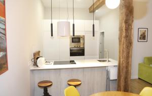 MAGNIFICO PISO FRENTE AL CASCO VIEJO DE BILBAO