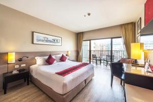 Deevana Plaza Phuket - SHA Extra Plus