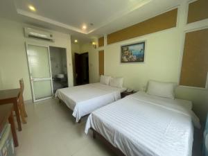 Phòng Ba Người (Triple)