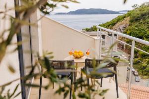 Luxe Azure Residence