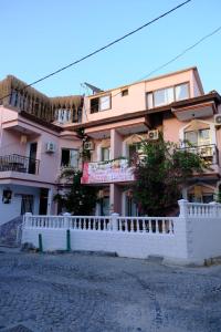 Yeşim Pansiyon