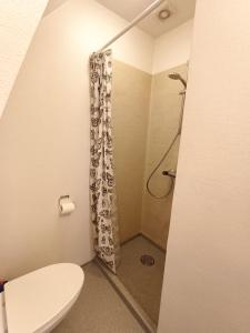 1 Bedroom Apartment In Frederikshavn City With Free Parking