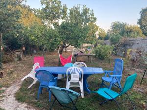 Sejours chez l'habitant Chambre amelioree dans petite maisonnette, Au moulin du bonheur : photos des chambres