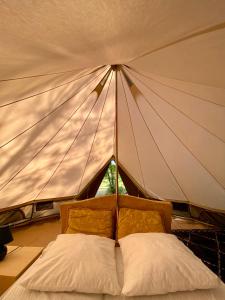 Tentes de luxe Camping la Kahute - Tente lodge au coeur de la foret : photos des chambres