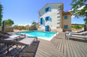 Luxury Villa Ive With Heated Pool, Finnish Sauna, Infrared Sauna, Pet Friendly 