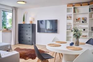 6min2Center, 2BR, Spacious,Quiet