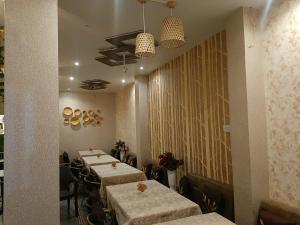 RK Hotel & Restaurant