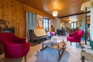 Chalets 200m chalet for 14 people with a panoramic view of the valley : photos des chambres