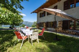 Chalets 200m chalet for 14 people with a panoramic view of the valley : photos des chambres