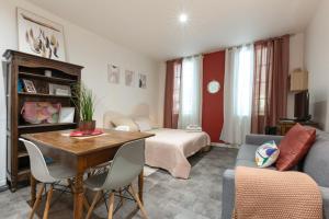 Appartements La Casita - Studio Confort avec Parking prive - Lit douillet - Centre Uzes, Pont du Gard : photos des chambres