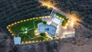 Larimar Luxury Sea View Villa - Áyios Yeóryios