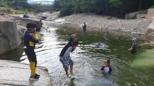 강원 고성ㅡ 숲속오두막 Forest Cabin 잔디마당 독채 바다차량5분 설악산 울산바위