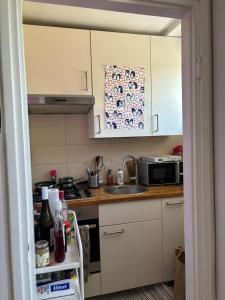 słodka kawalerka 12 minut od metro stadion narodowy