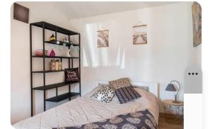 Maisons de vacances Villa provencale 10 mn des plages : photos des chambres