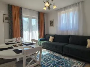 E&E Apartments Green Oasis - Žvinje