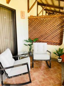 Modern Condo with a Rooftop Patio