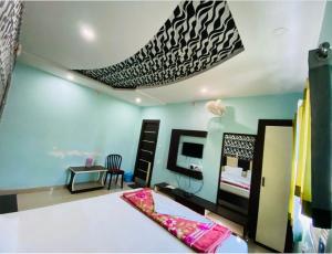 Hotel Basant Vihar International