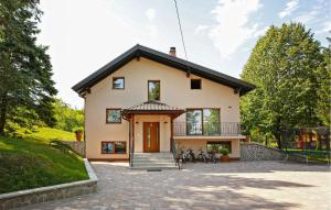 Gorgeous Home In Ogulin With Sauna