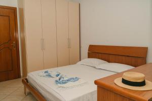 Kotes Home Beachfront Apartment 21