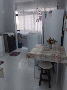 Apto Guarujá Astúrias 2 dormitorios