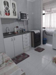 Apto Guarujá Astúrias 2 dormitorios