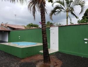 Casa com pisina infantil em Brotas