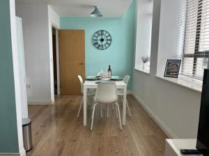 Central Birmingham Modern Apt