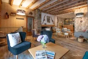 伦克鲁斯酒店 - 卢登维耶尔