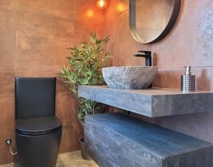 Villa Vencejo - 3 bed villa - fully refurbished in Riviera Del Sol, Mijas