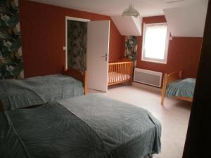 Maisons de vacances gite des amis a3km du parc de beauval : Maison 5 Chambres