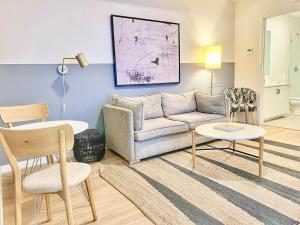 Cozy Couples Corner in Downtown San Diego