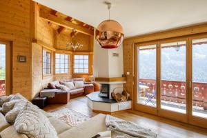 Tesil 36 Duplex overlooking the village