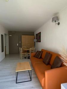 Appartements Joli T2 Residence du Golf avec terrasse : photos des chambres