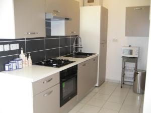 Maisons de vacances Maison avec piscine privee : photos des chambres