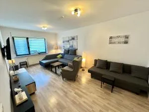 Ferienwohnungen AKH Home - Alsfassen