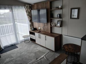 3-Bed Caravan - Haven Lakeland Leisure Park