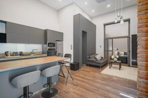 Exclusive Stylish Central Apartment on the Andrássy Fashion St