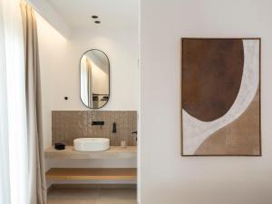 Anemelia way of living