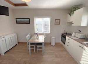 Apartment Overlooking Achill