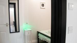 Dartford Delight Holiday Cottage