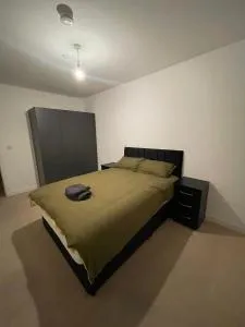 NEW Modern Spacious 1 Bed Apartment - Newham