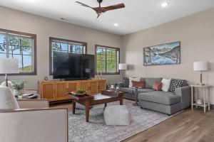 Quaking Aspen Heights