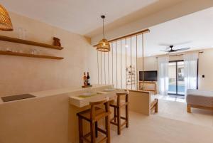 Cocay Lofts Lux SwimUp Jungle Experience #107